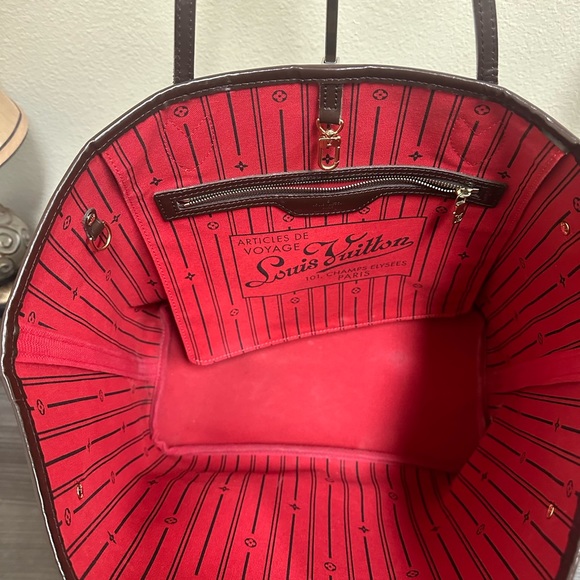 Authentic Louis Vuitton Neverfull MM - Picture 3 of 13